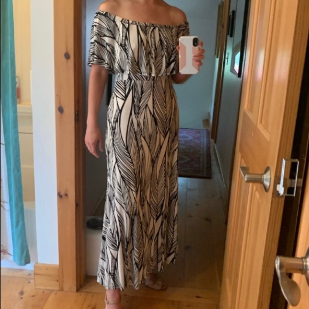 Off-the-shoulder Dress